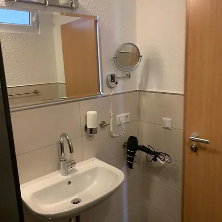 Adult Only Klimatisierte In Апартаменты Шверте